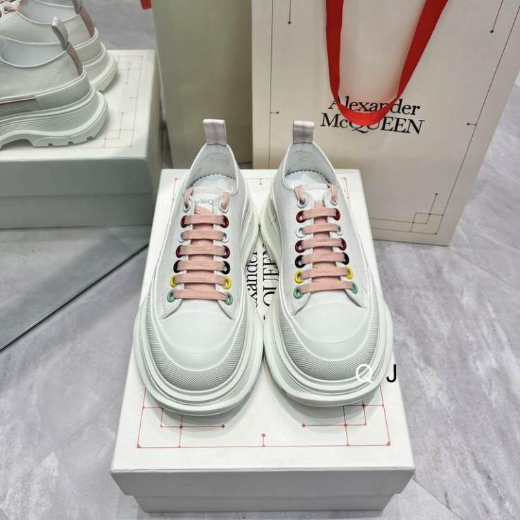 Picture of Alexander McQueen Shoes _SKUAlexanderMcqueensz36-39XJ0102271